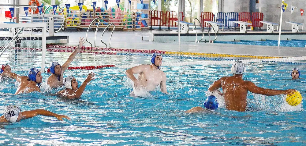 33- Archivo, Gran victoria ante el Badía