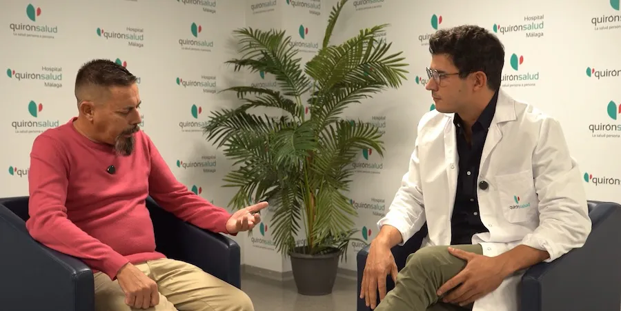 Paciente-médico recuperación movilidad neuroestimulación 1